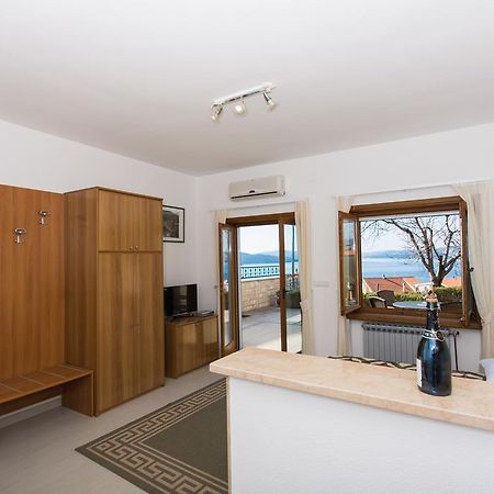 Apartments Bisera Trogir Buitenkant foto