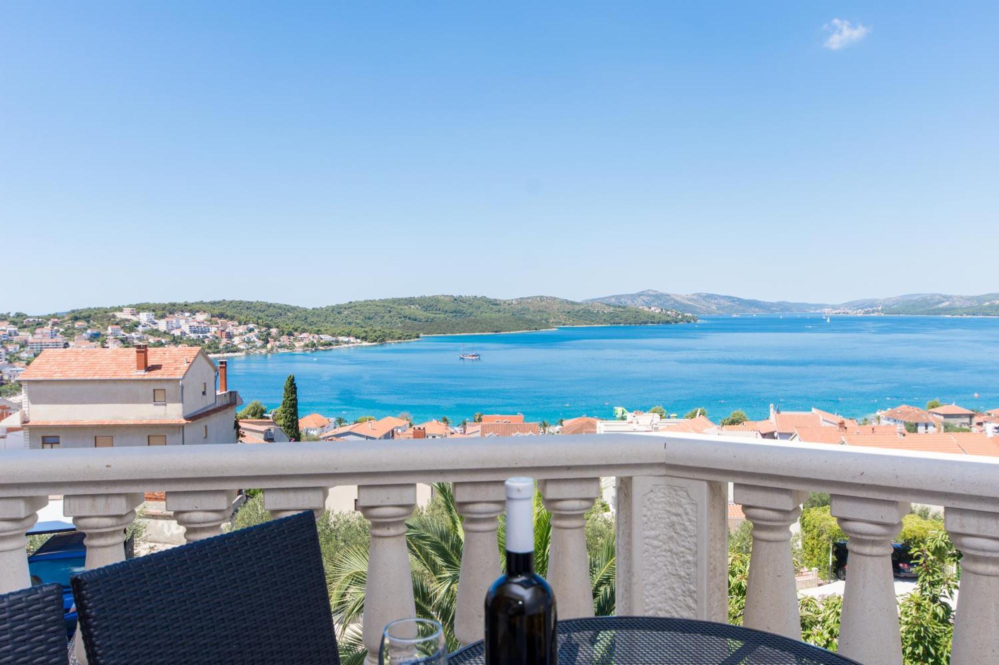 Apartments Bisera Trogir Buitenkant foto